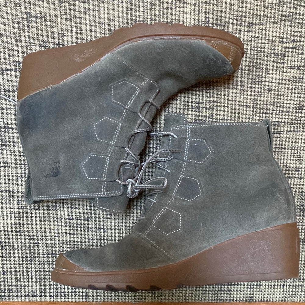 Sorel Wedges Women’s size 9 narrow